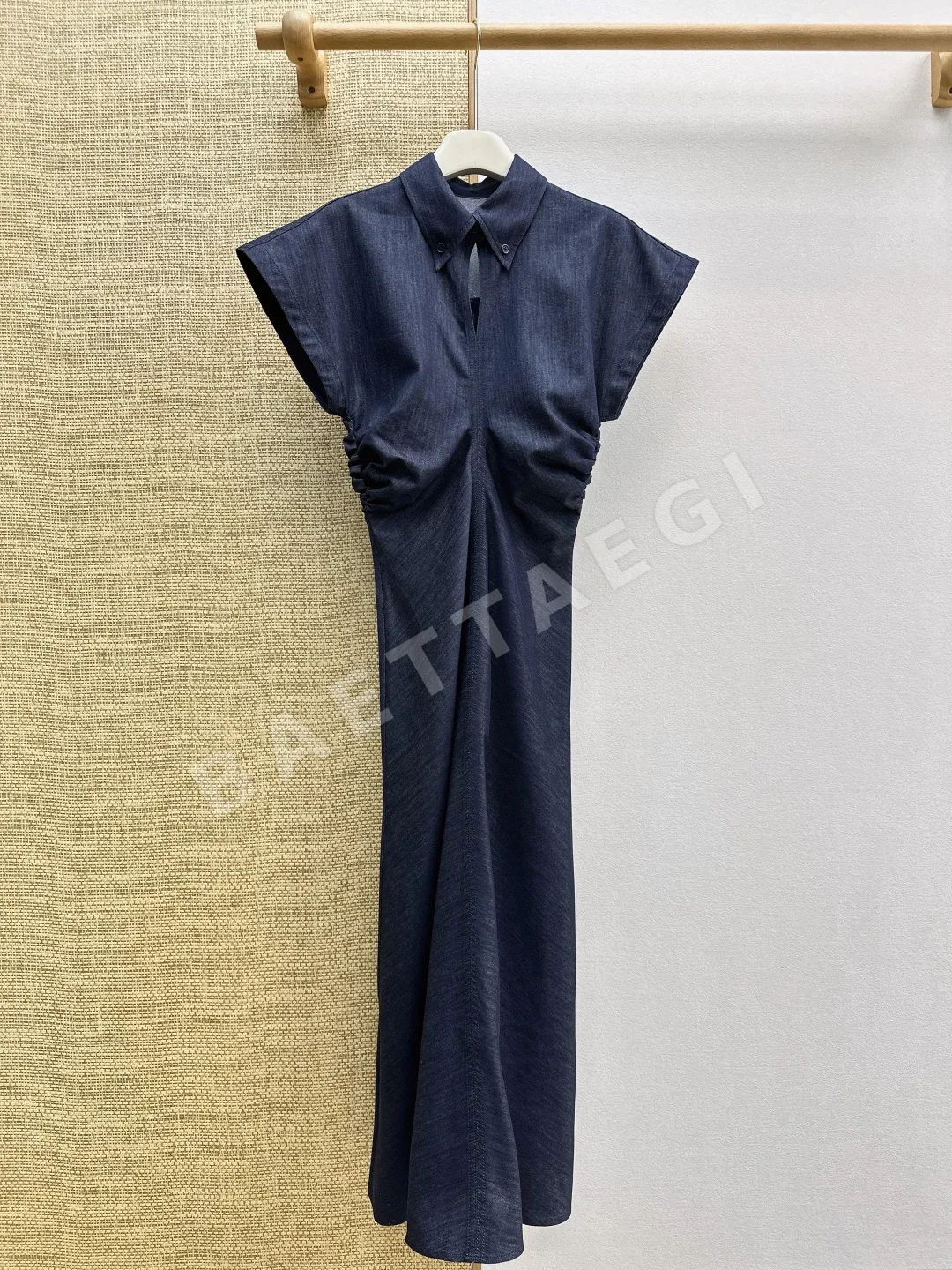 브루넬로쿠치넬리 빈티지풍 데님 A라인 여성 원피스 상세 이미지 2