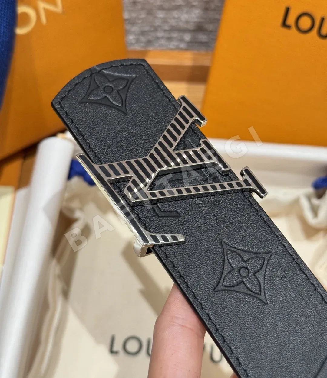 루이비통 디멘션 40mm 리버시블 벨트 상세 이미지 7