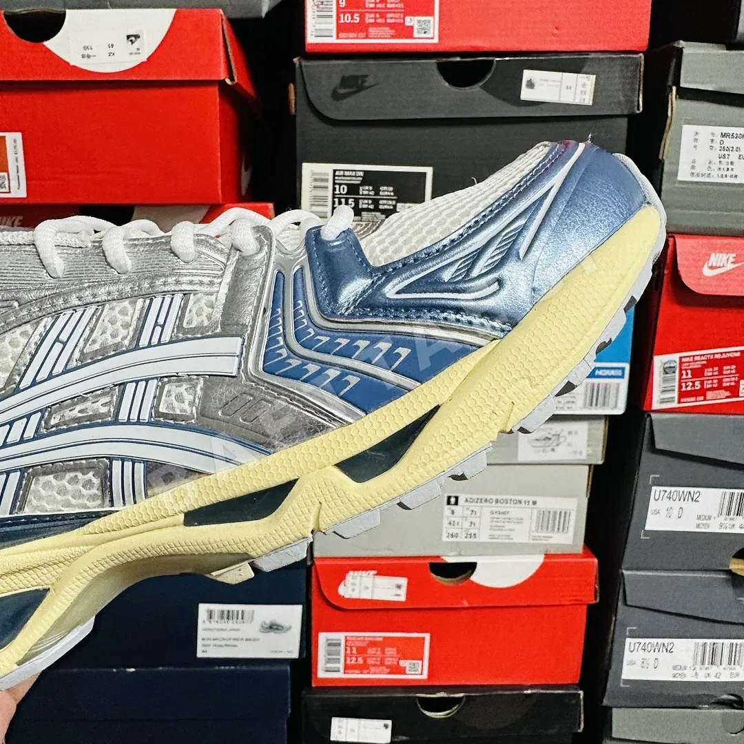아식스 [TOP] 젤 카야노 14 1203A537-102 200255 Asics Gel-Kayano 14 Cream Metallic Blue 상세 이미지 6
