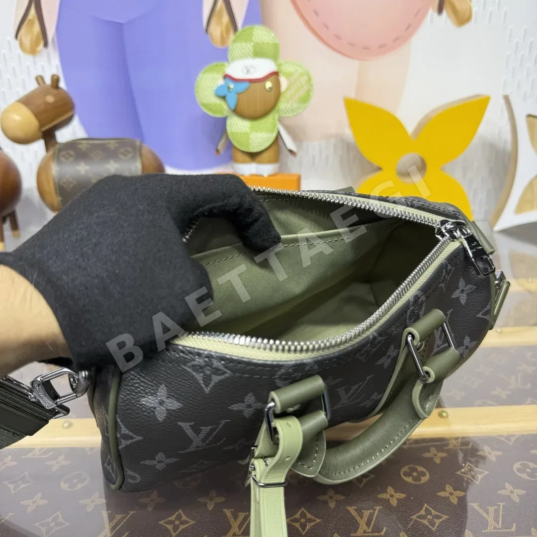 루이비통 모노그램 에클립스 버드케이지 키폴 밴드리에르 25 가방 M28638 상세 이미지 9