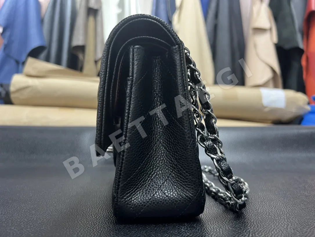 샤넬 클래식 플랩 미디엄 라이치 가방 상세 이미지 9