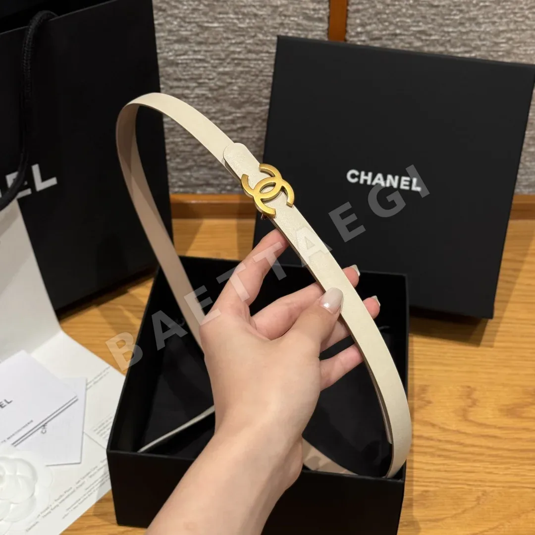 샤넬 얇은 양면 송아지가죽 벨트 상세 이미지 4