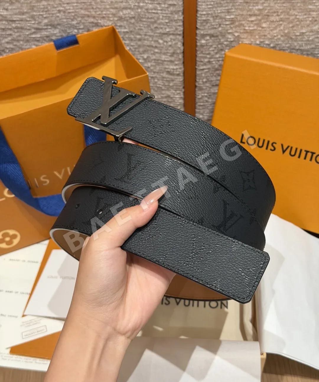 루이비통 이니셜 미드나이트 40mm 리버시블 벨트 상세 이미지 2