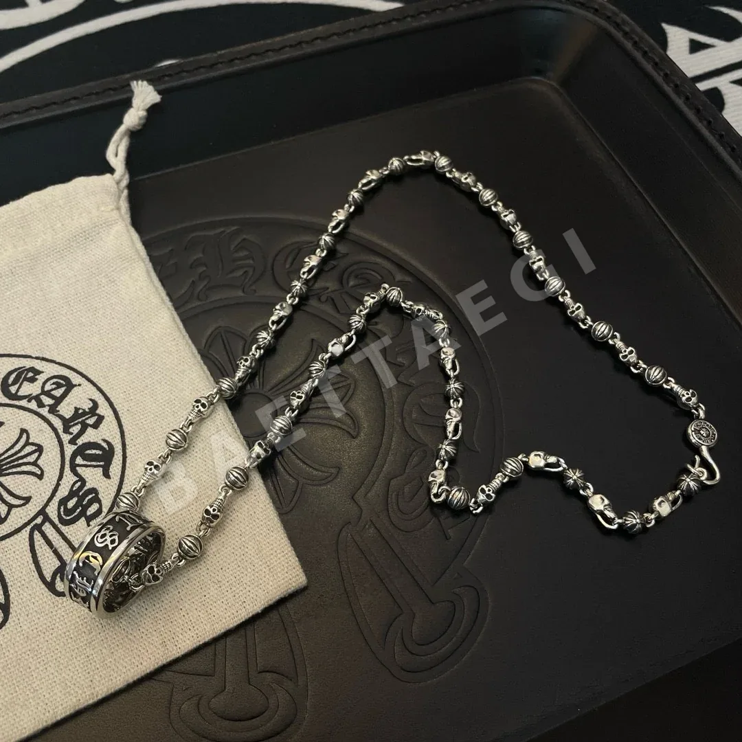 크롬하츠 플로랄 스컬 십자가 목걸이 상세 이미지 7