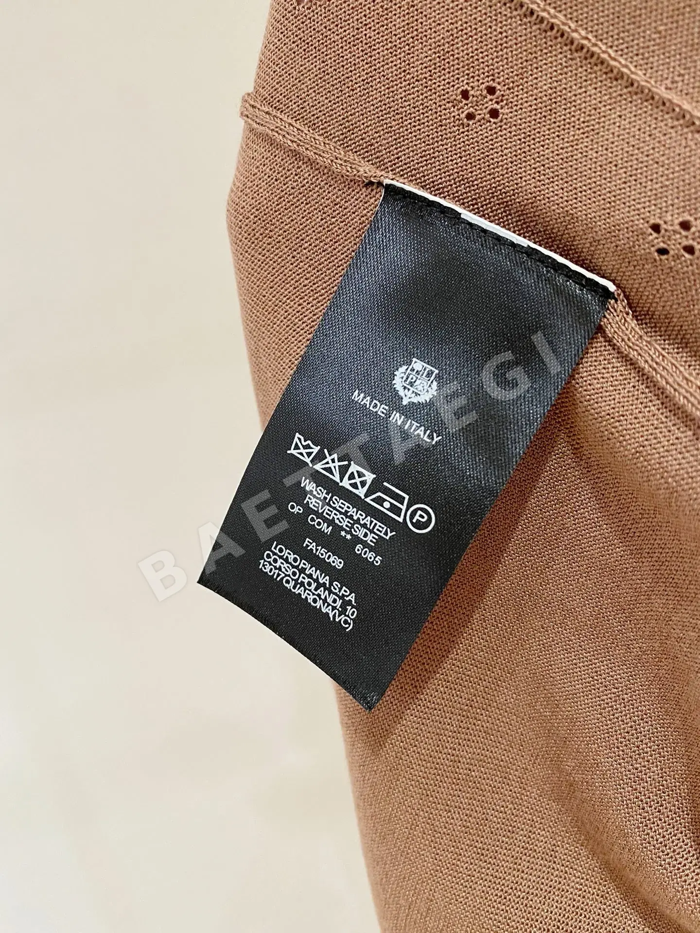 로로피아나 남성 린넨 혼방 반팔 티셔츠 상세 이미지 10