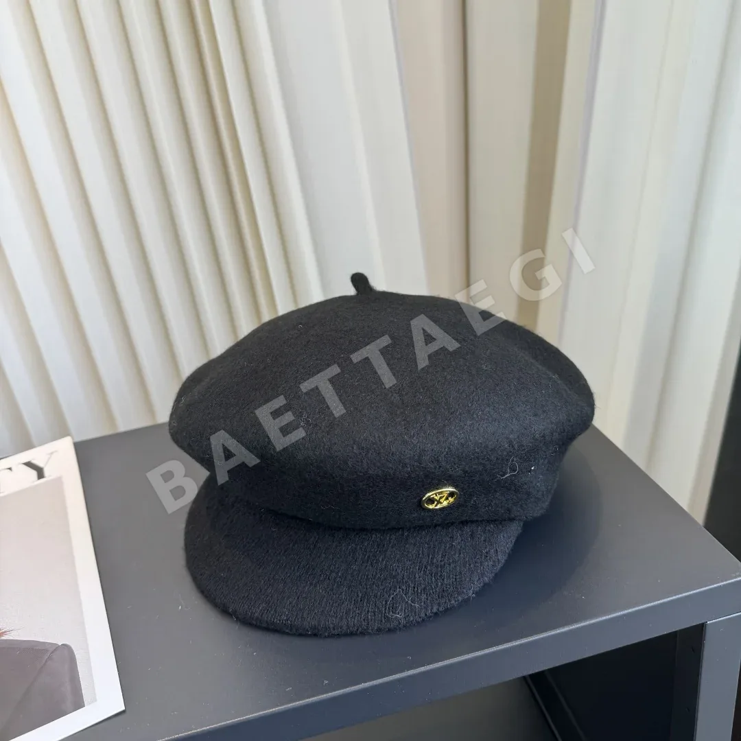 루이비통 밀리터리 캡 186102