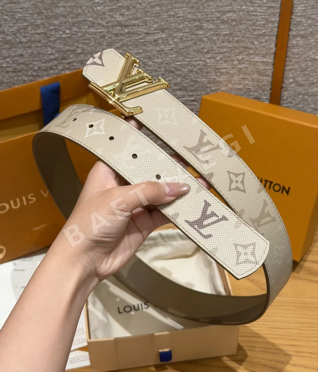 루이비통 디멘션 40mm 리버시블 벨트 상세 이미지 6