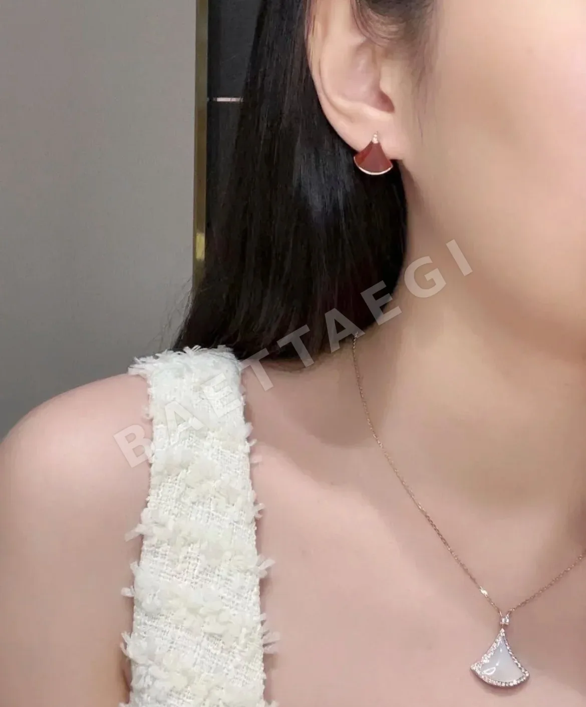 불가리 레드 아게이트 부채꼴 귀걸이 64762