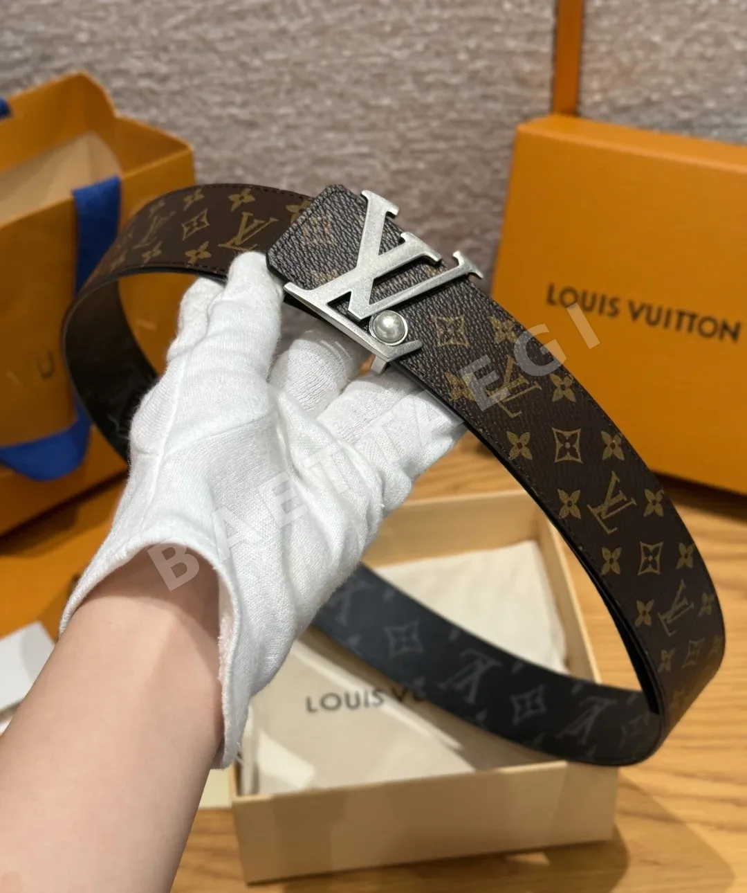 루이비통 LV 이니셜 펄 40mm 리버시블 벨트 상세 이미지 7