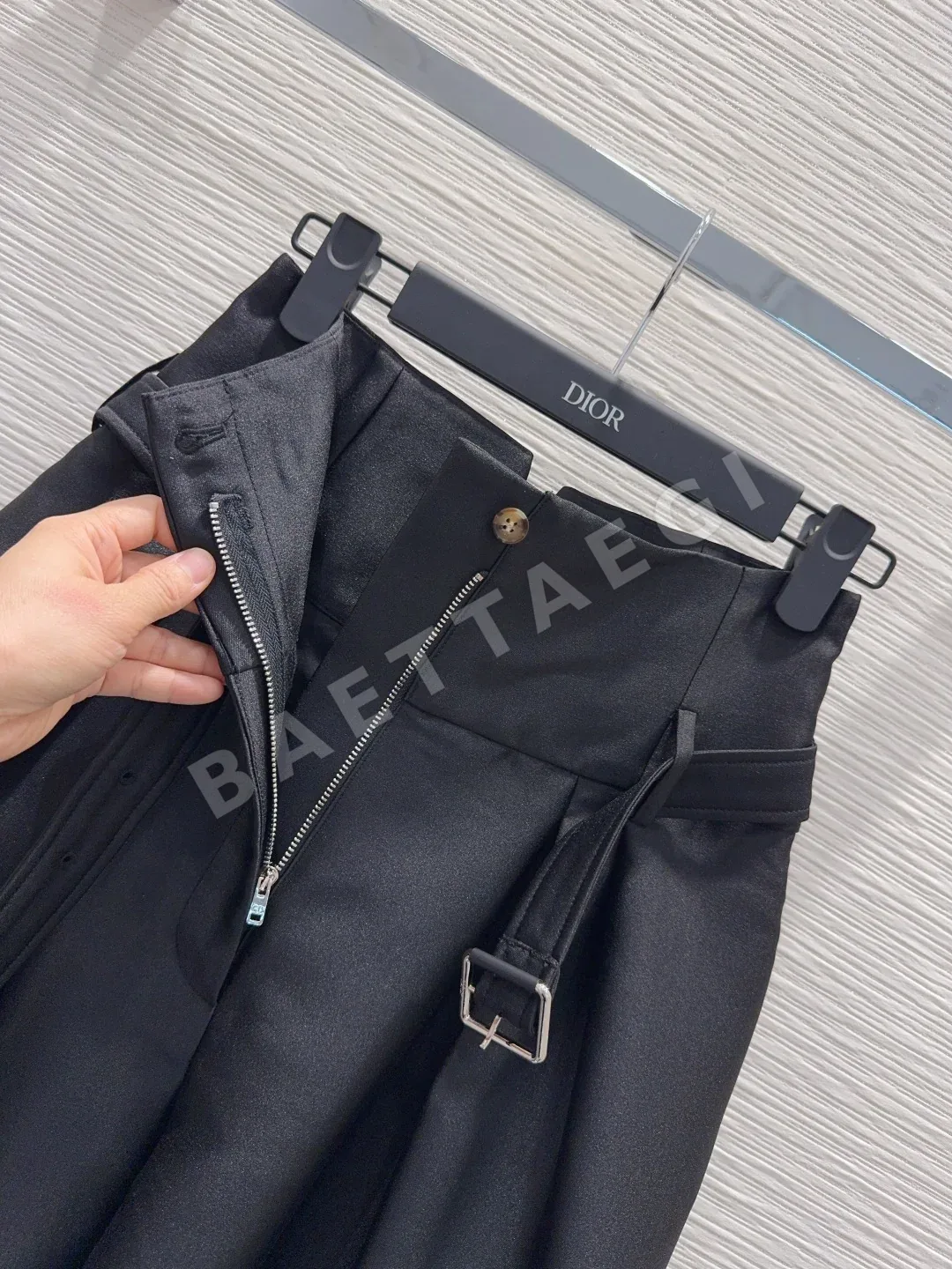디올 여성 와이드 레그 바지 상세 이미지 4