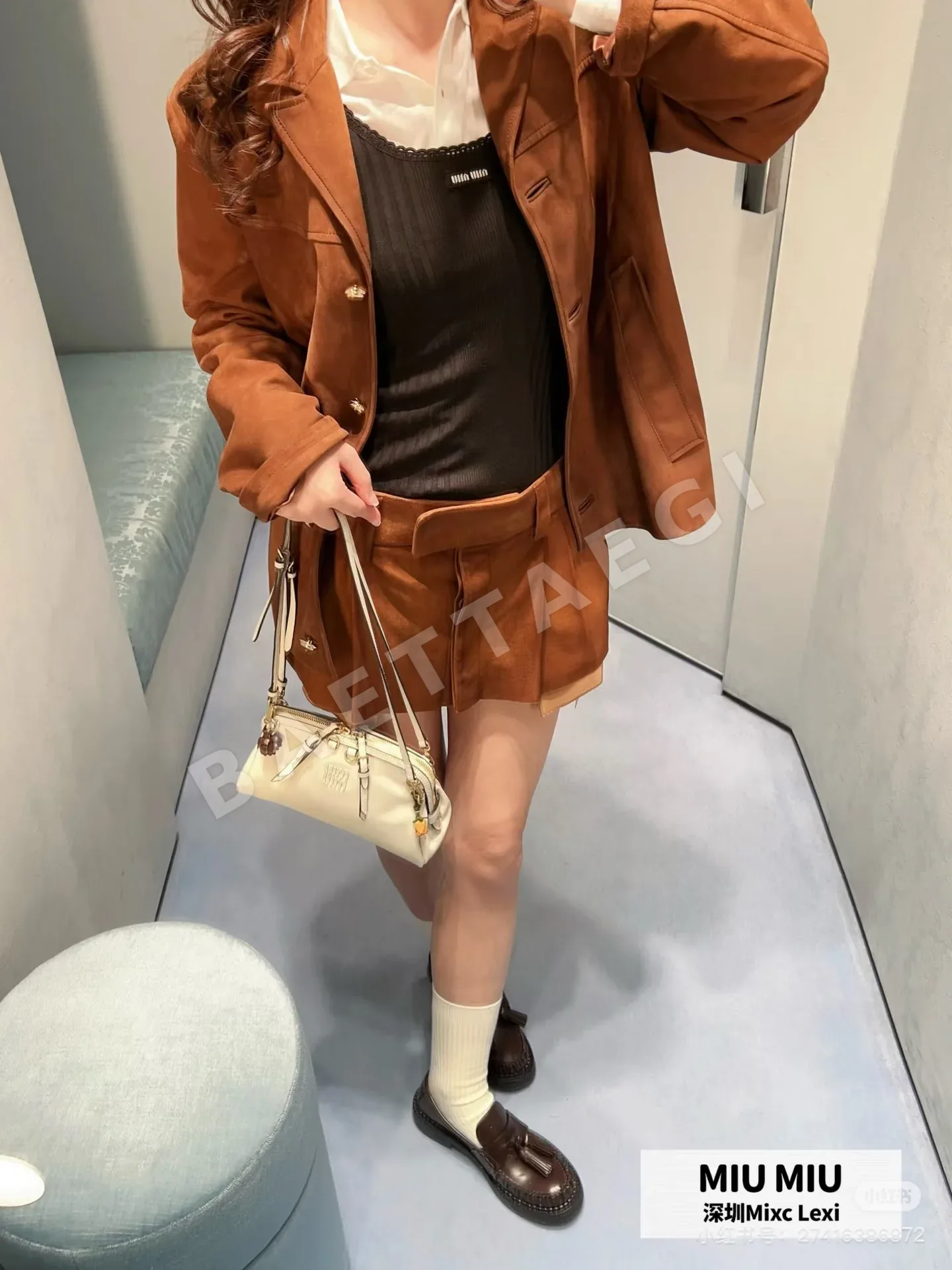 미우미우 캐러멜 스웨이드 플리츠 스커트 상세 이미지 6