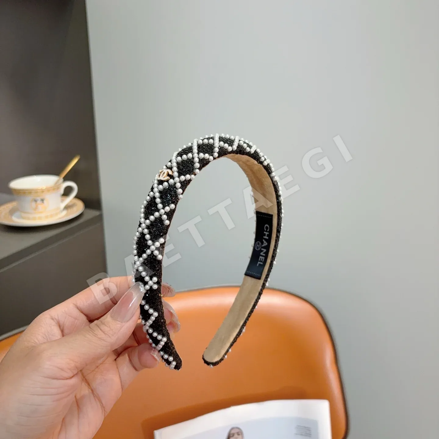 샤넬 진주 헤어밴드 상세 이미지 3