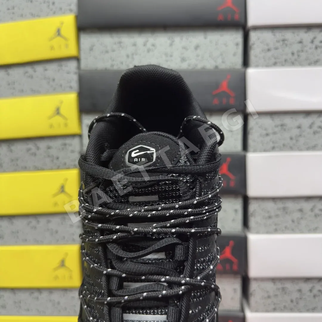 나이키 [BD] 에어 맥스 플러스 FD0670-001 201901 Nike Air Max Plus Toggle Black Reflective 상세 이미지 2