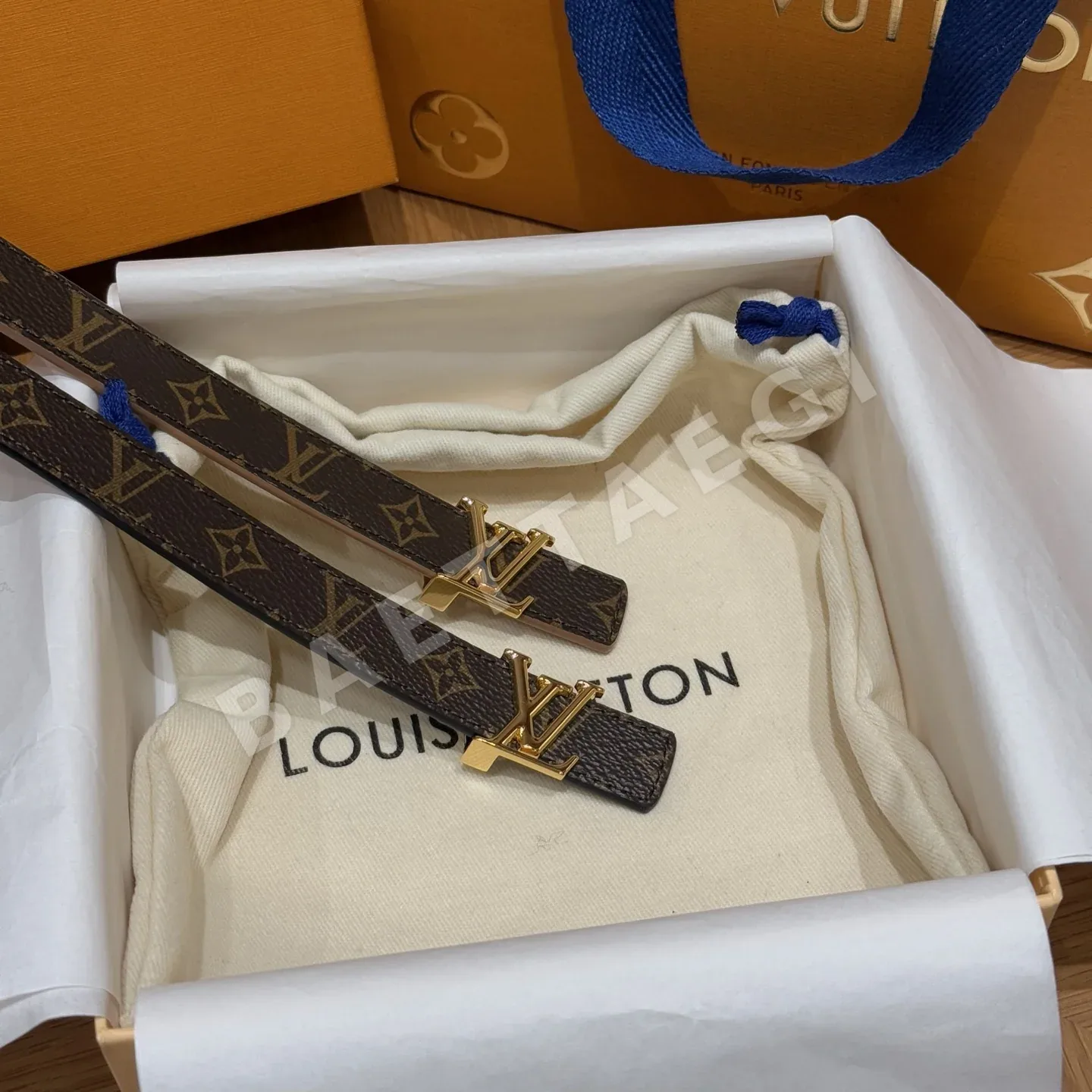 루이비통 여성용 리버시블 가죽 벨트 상세 이미지 3