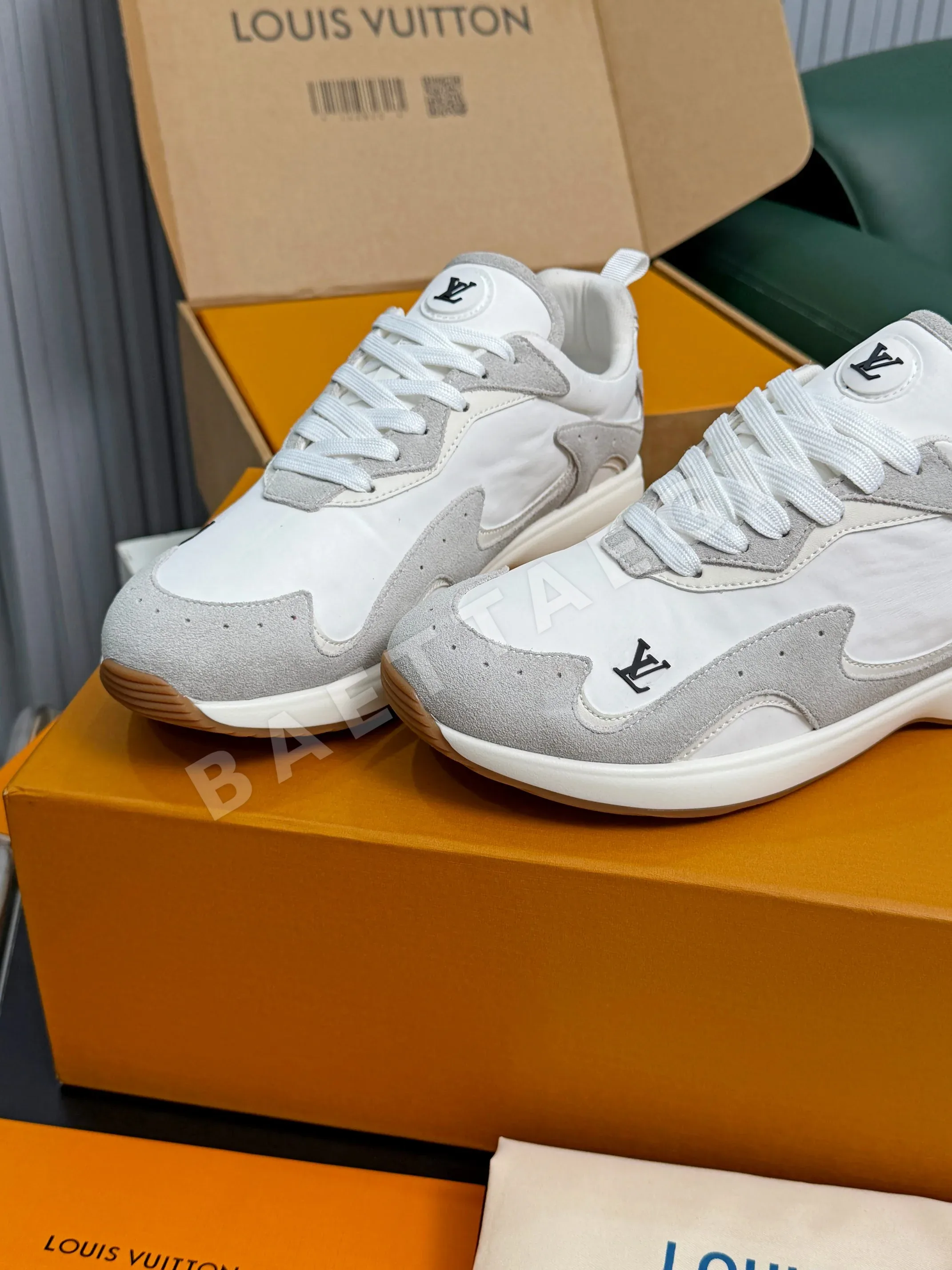 루이비통 LV 드롭 300 (LV Drop 300) 스니커즈 상세 이미지 4