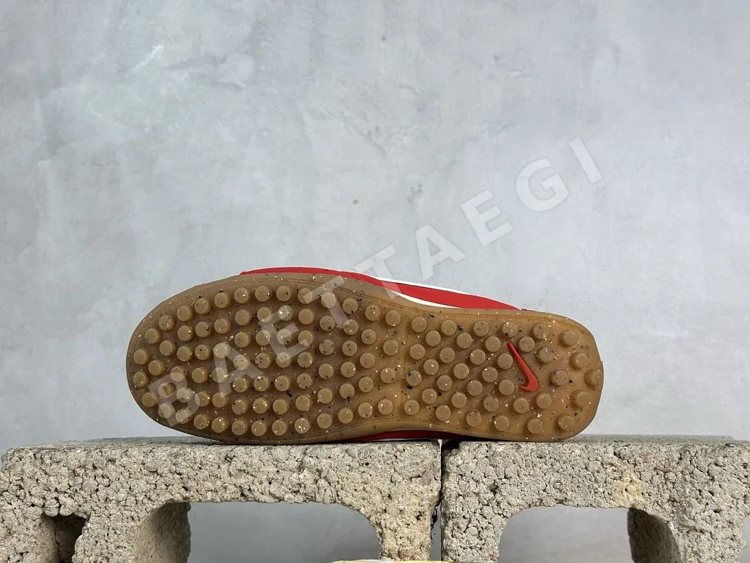 나이키 [YJ] HV8547-600 201606 Nike Moon Shoe SP Jacquemus University Red 상세 이미지 7