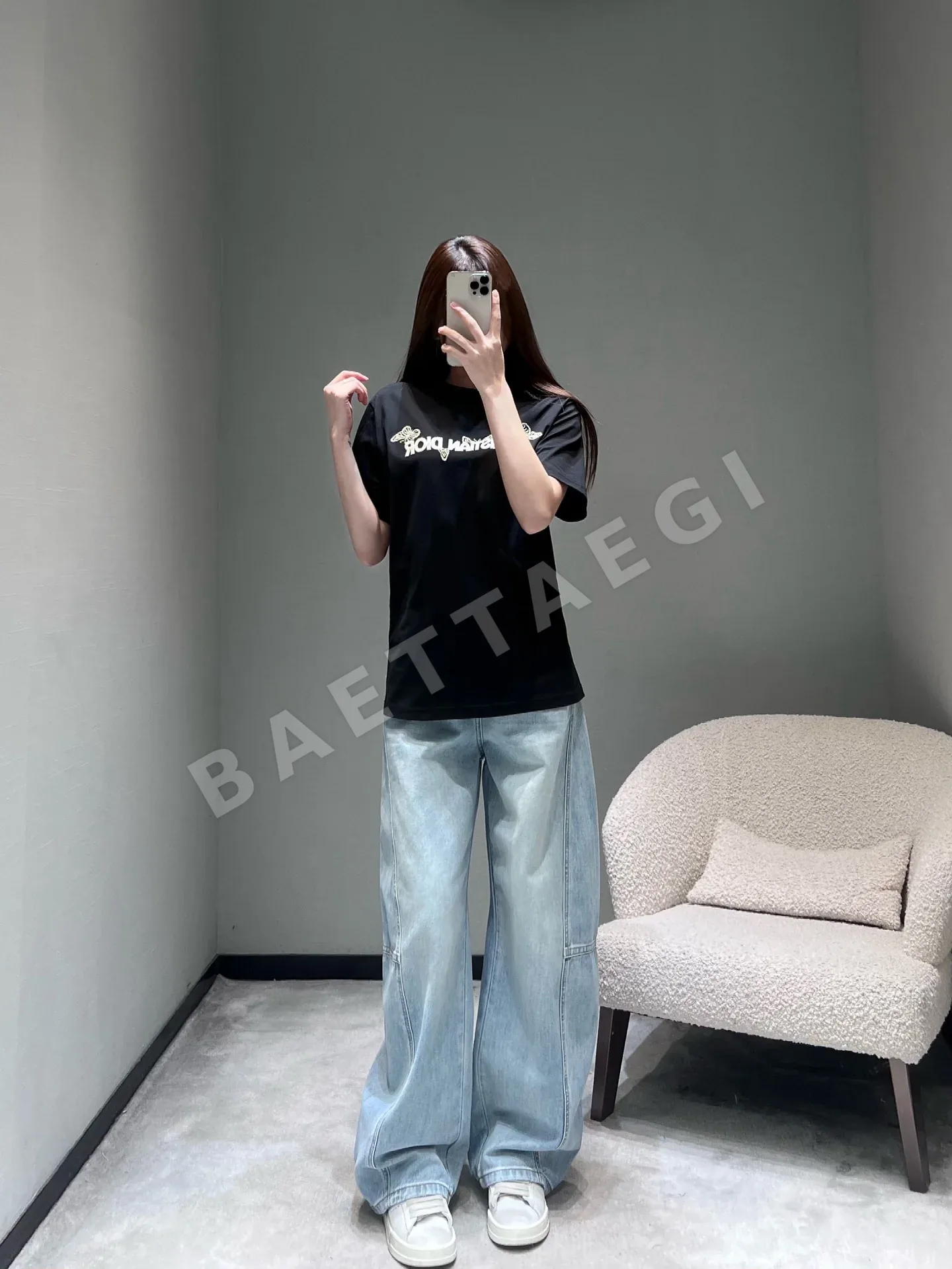 디올 나비 자수 반팔 티셔츠 상세 이미지 4
