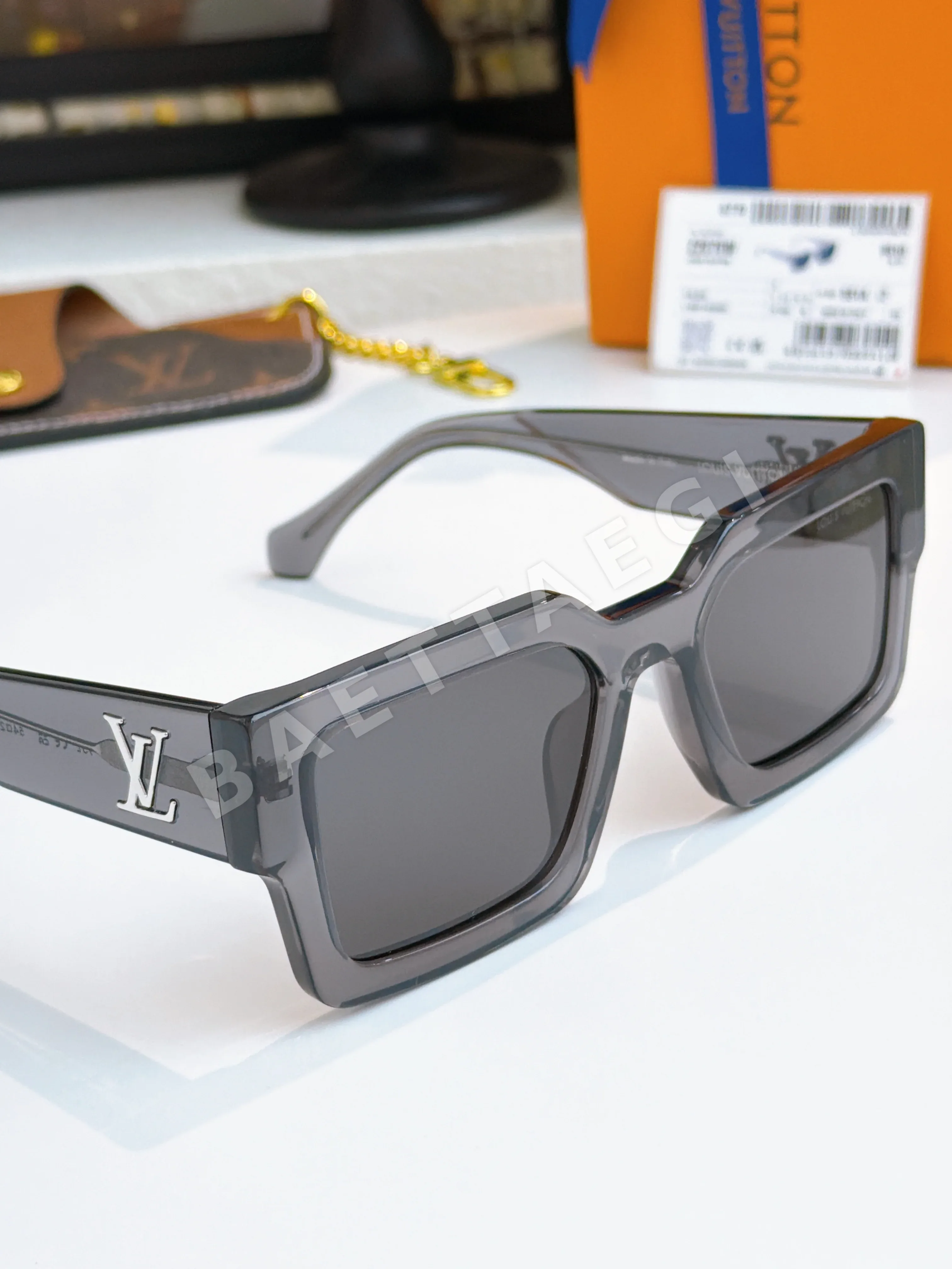 루이비통 선글라스 54961 Louis Vuitton Sunglasses 상세 이미지 17