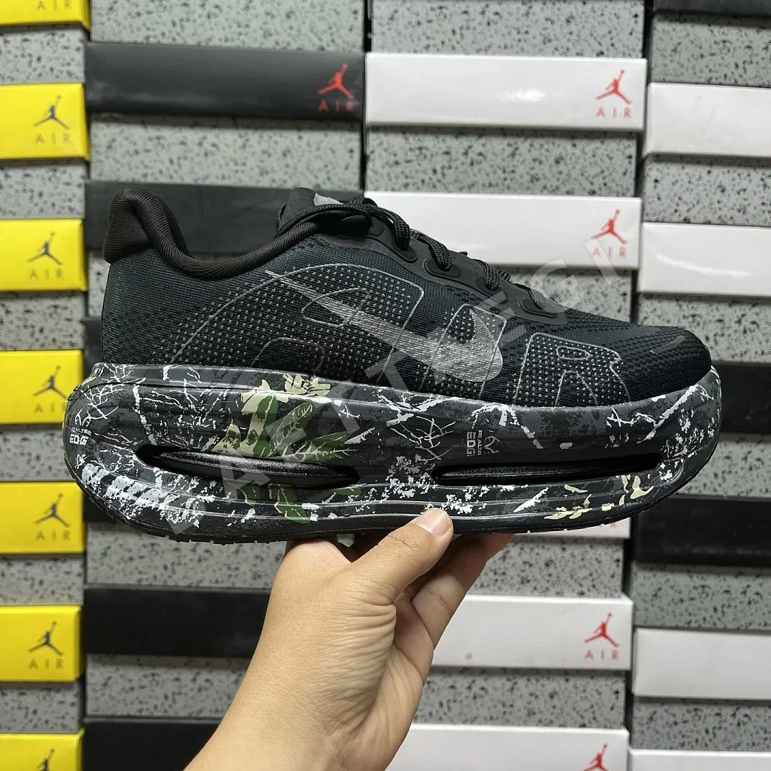 나이키 [M] 보메로 프리미엄 I07325 201653 Nike Vomero Premium Realtree Camo Black -001 상세 이미지 3