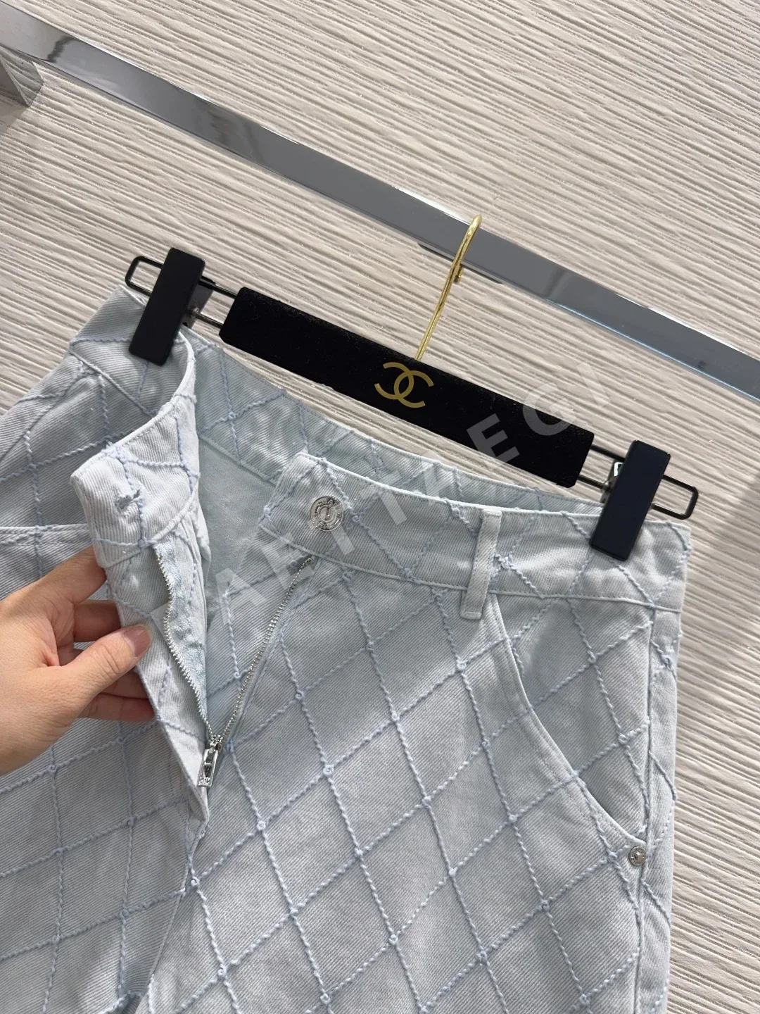 샤넬 데님 미들 길이 반바지 상세 이미지 4