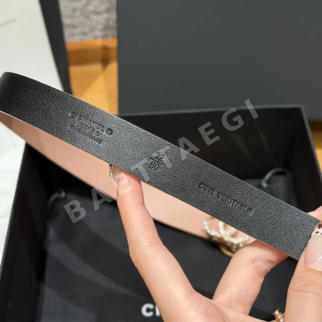 샤넬 더블 C 크리스탈 버클 소가죽 벨트 상세 이미지 9