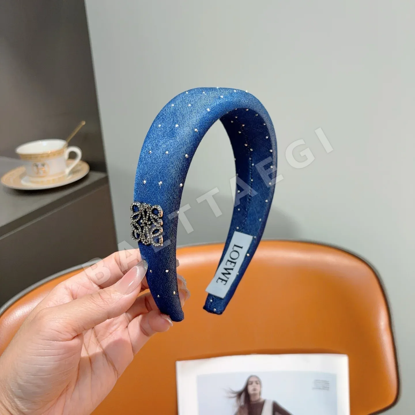 로에베 스펀지 헤드밴드 헤어악세사리 상세 이미지 3