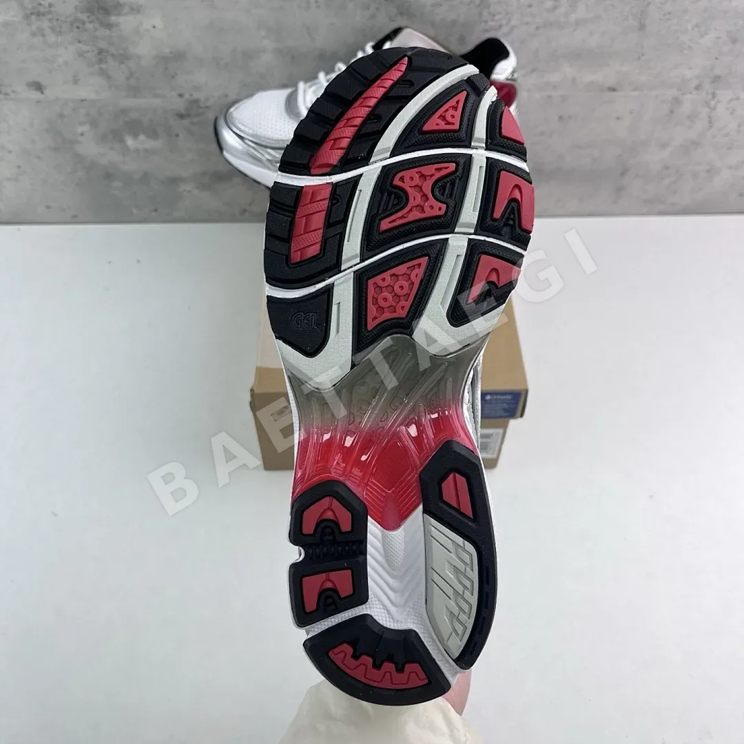 아식스 [TOP] 젤 카야노 14 1201A019-103 200250 Asics Gel-Kayano 14 White Classic Red 상세 이미지 8