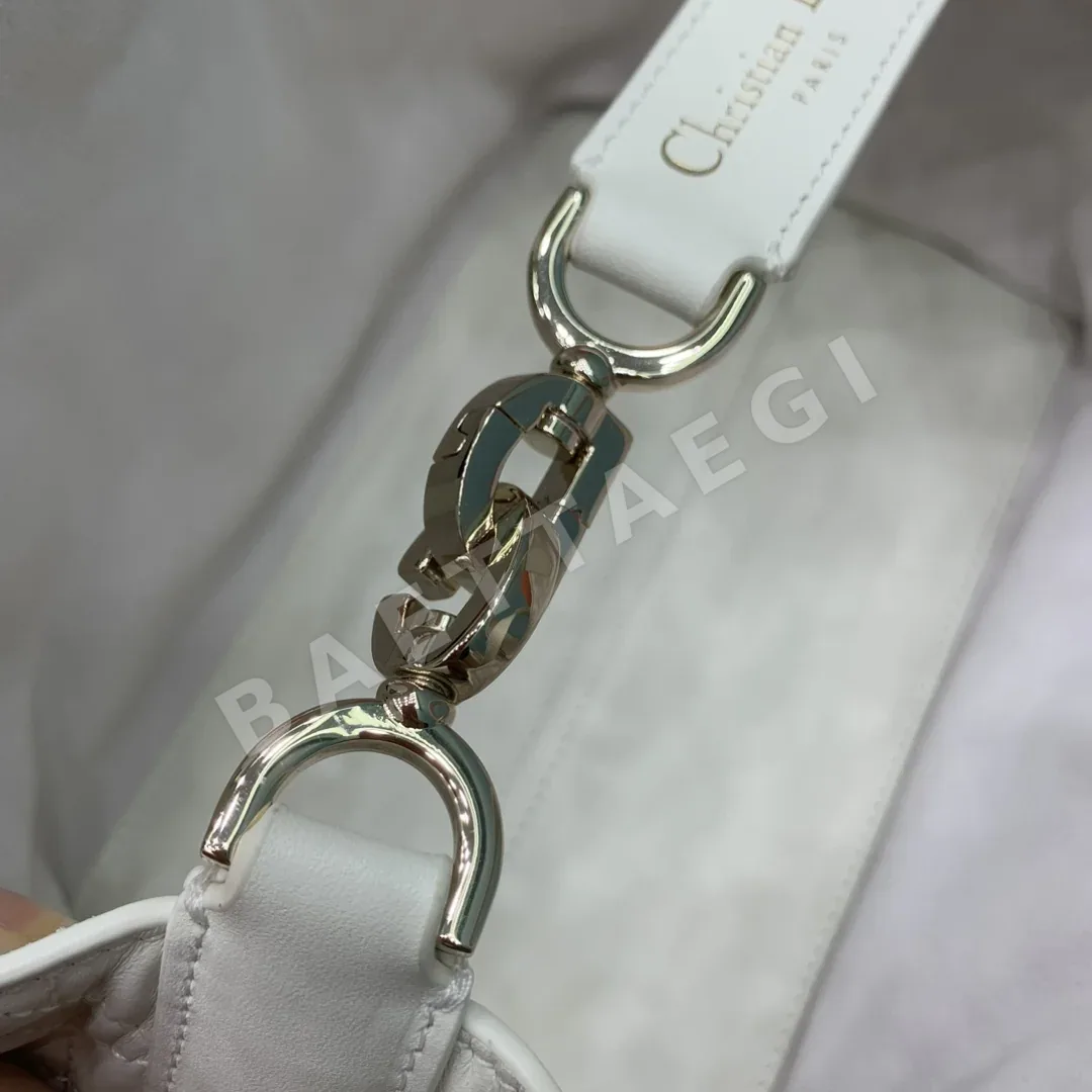 디올 뚜주흐 스몰 가죽 크림 화이트 가방 상세 이미지 7