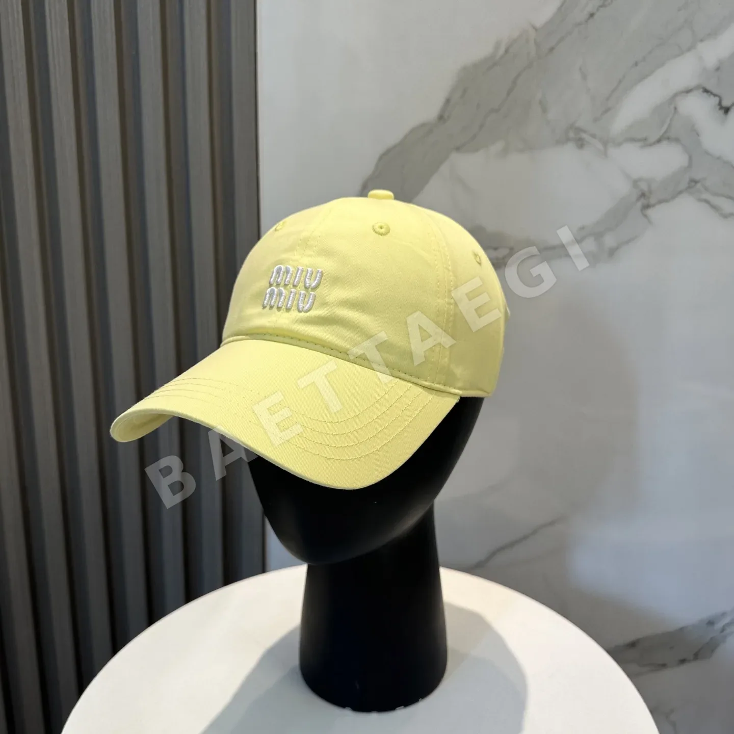 미우미우 자수 베이스볼 모자 80750