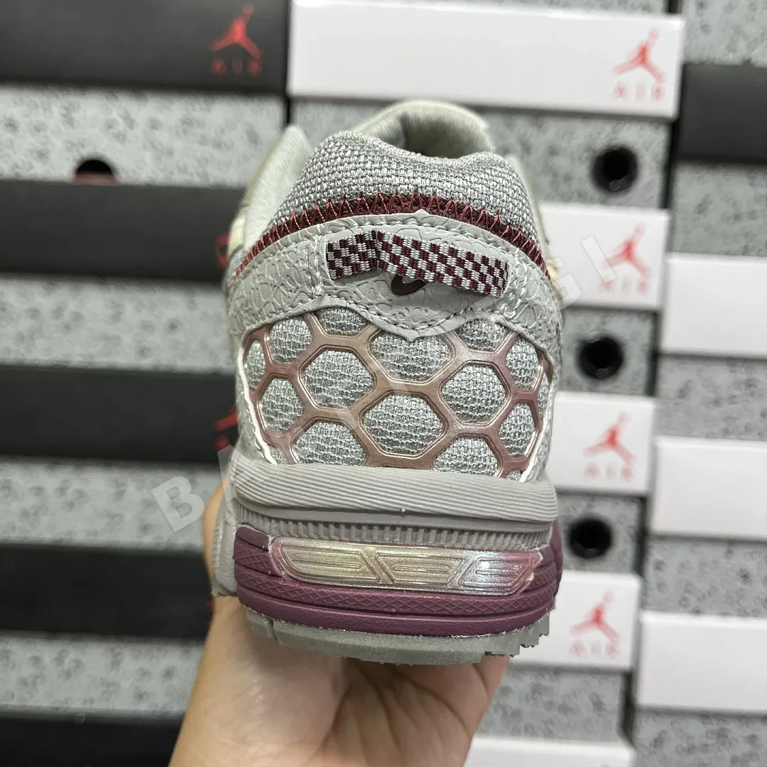 아식스 [XY] 젤 카하나 8 1011B109-025 200343 Asics Gel-Kahana 8 상세 이미지 4