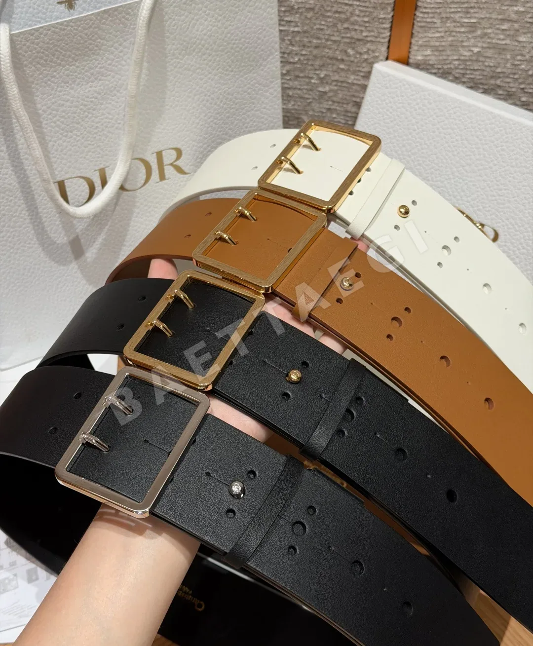 디올 더블 핀 송아지가죽 벨트 상세 이미지 2