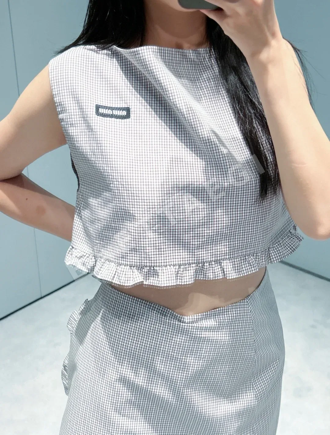 미우미우 레트로 체크 반팔 티셔츠 상세 이미지 5