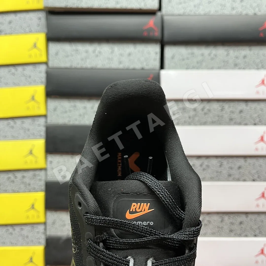 나이키 [CG] 보메로 프리미엄 HQ2050-305 201979 Nike Vomero Premium 상세 이미지 2