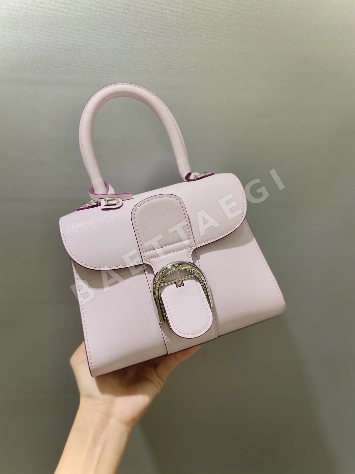 델보 더블 링 브릴리언트 박스 가죽 가방 상세 이미지 2