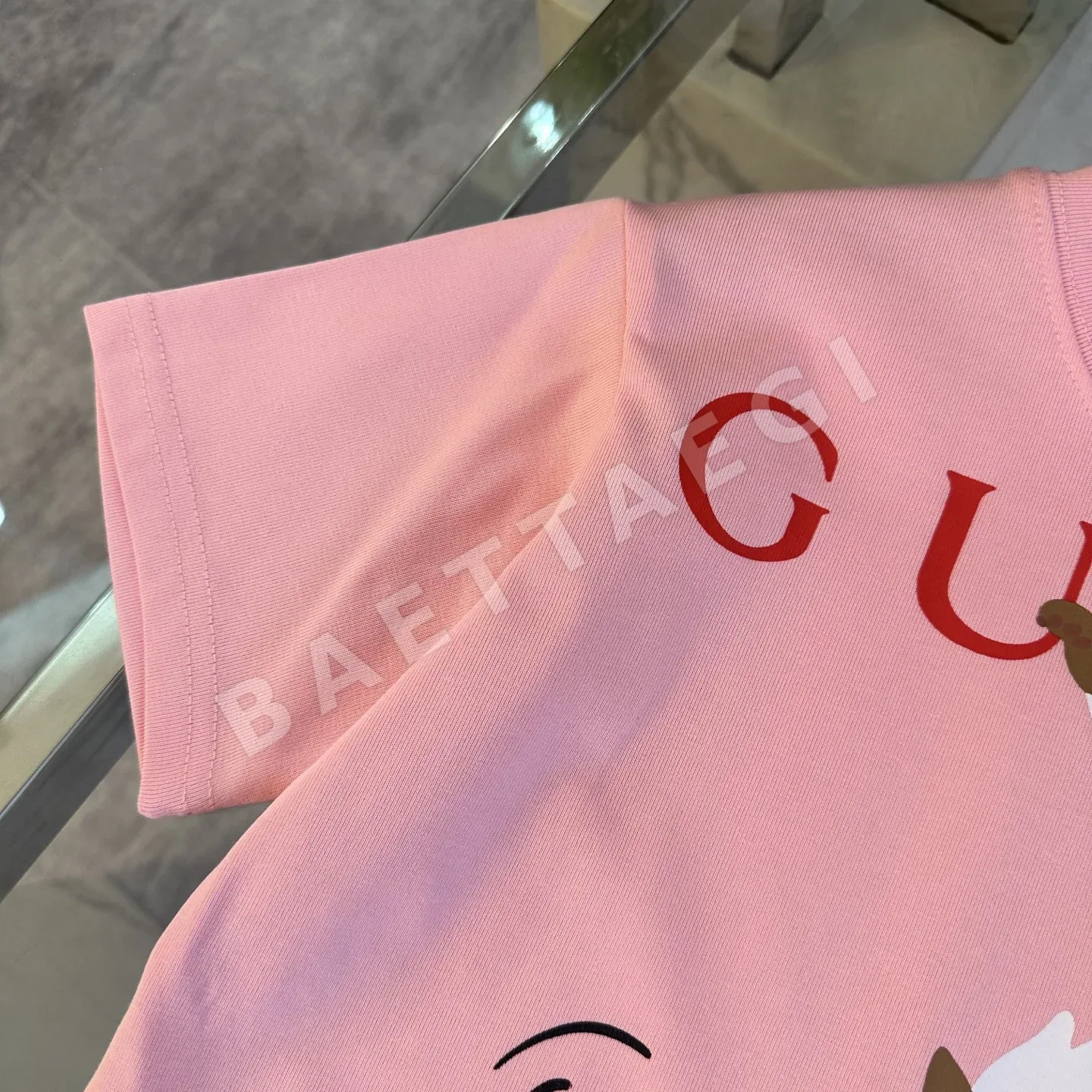 구찌 GUCCI* *Qi 2026 早春子供服 新作 半袖 新年プリント 発泡Tシャツ、オリジナル品質、230g ヘビーウェ 상세 이미지 8