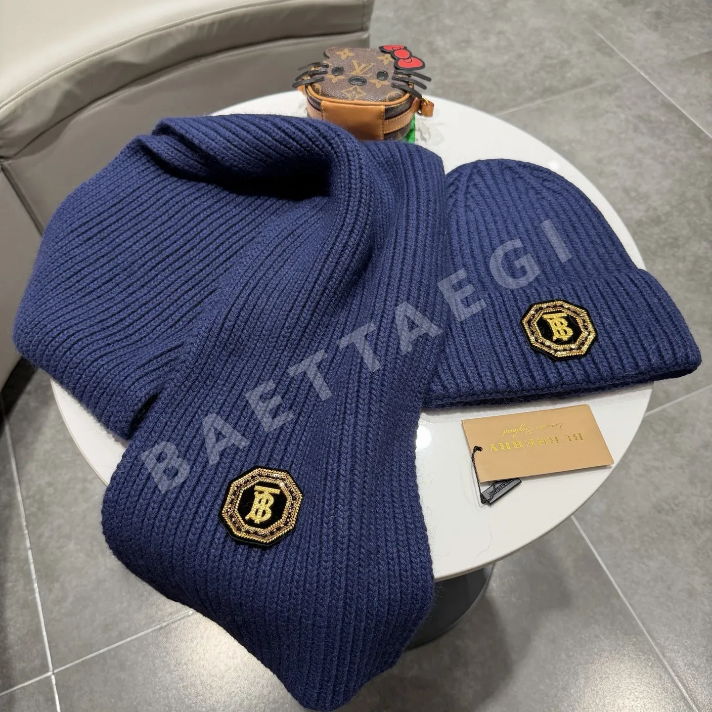구찌 토끼털 모자 세트 상세 이미지 3