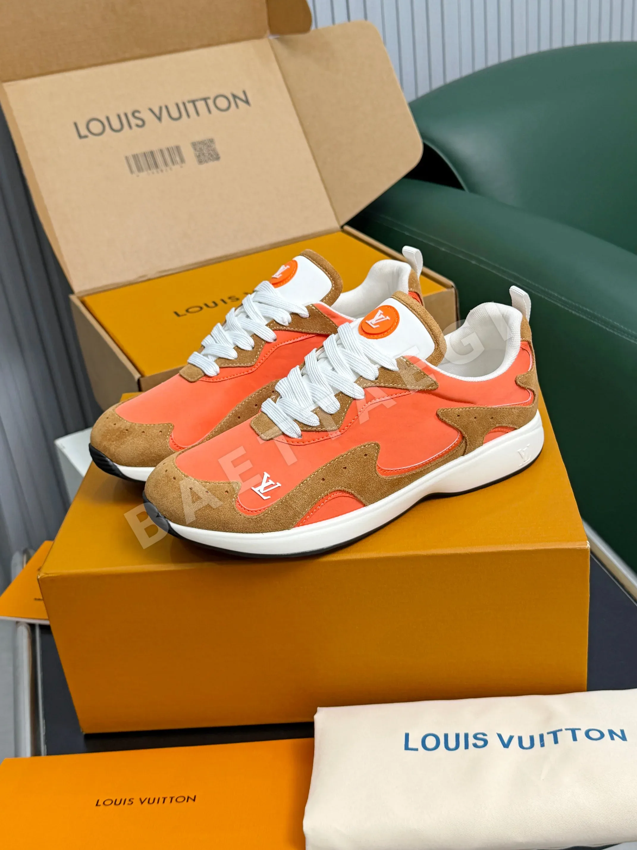 루이비통 LV 드롭 300 (LV Drop 300) 스니커즈 상세 이미지 2