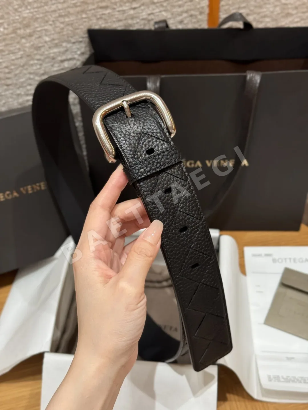 보테가베네타 인트레차토 직조 소가죽 벨트 상세 이미지 4
