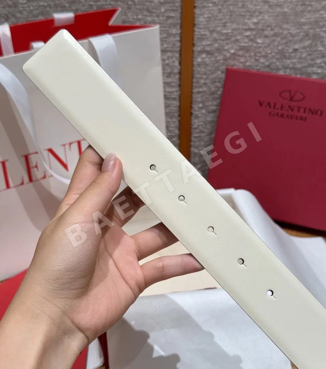 발렌티노 VLOGO 시그니처 크리스탈 장식 양면 벨트 40mm 상세 이미지 7