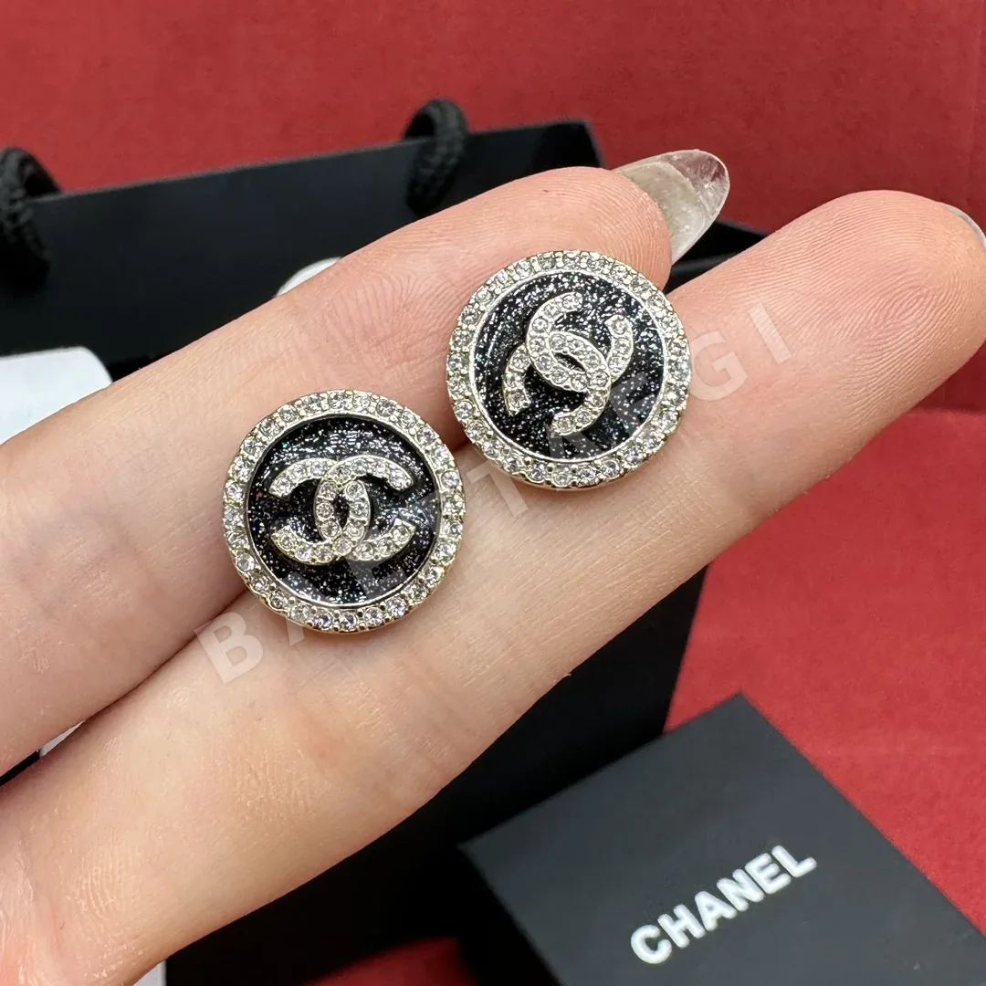 샤넬 블랙골드 더블 C 다이아몬드 귀걸이 상세 이미지 2