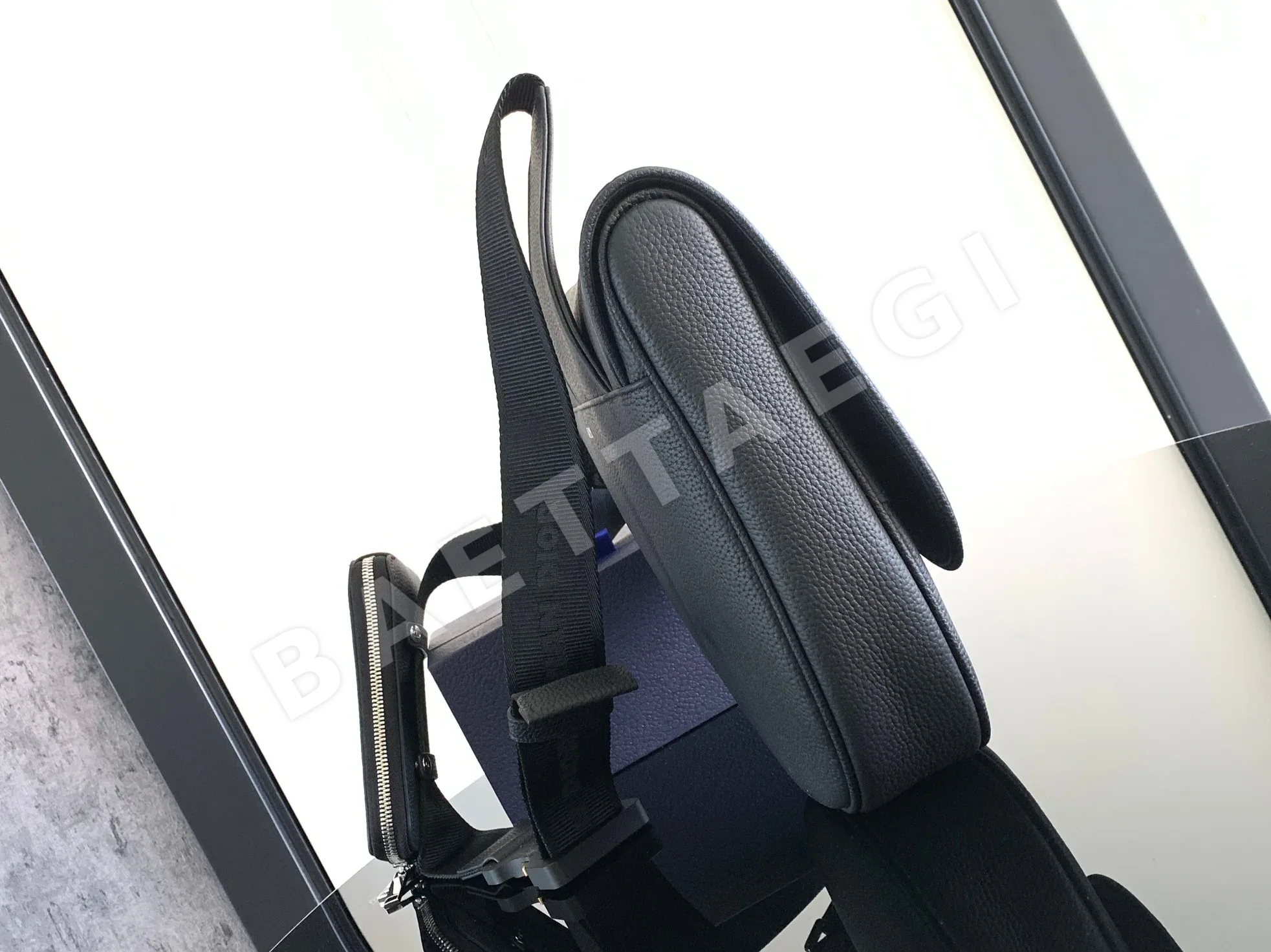 디올 새들백 가방 상세 이미지 2