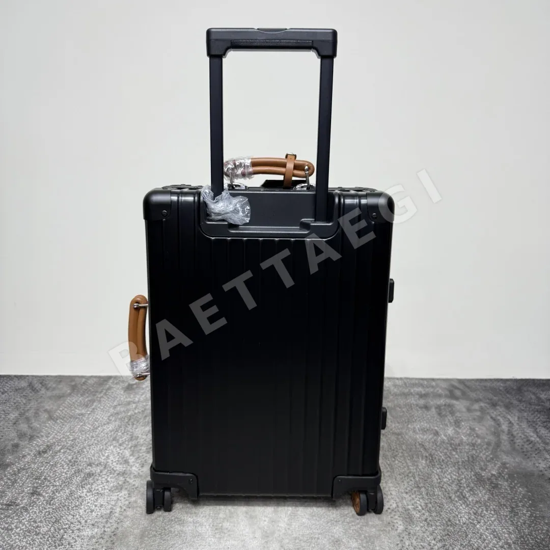 리모와 클래식 레트로 여행가방 상세 이미지 4