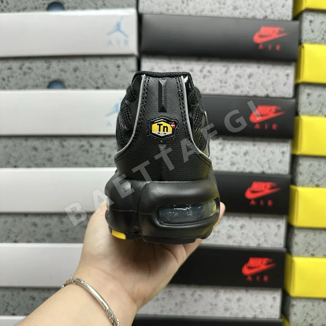 나이키 [DF] 에어 맥스 플러스 OG HV8066-002 201691 Nike Air Max Plus OG Black Reflective 상세 이미지 4
