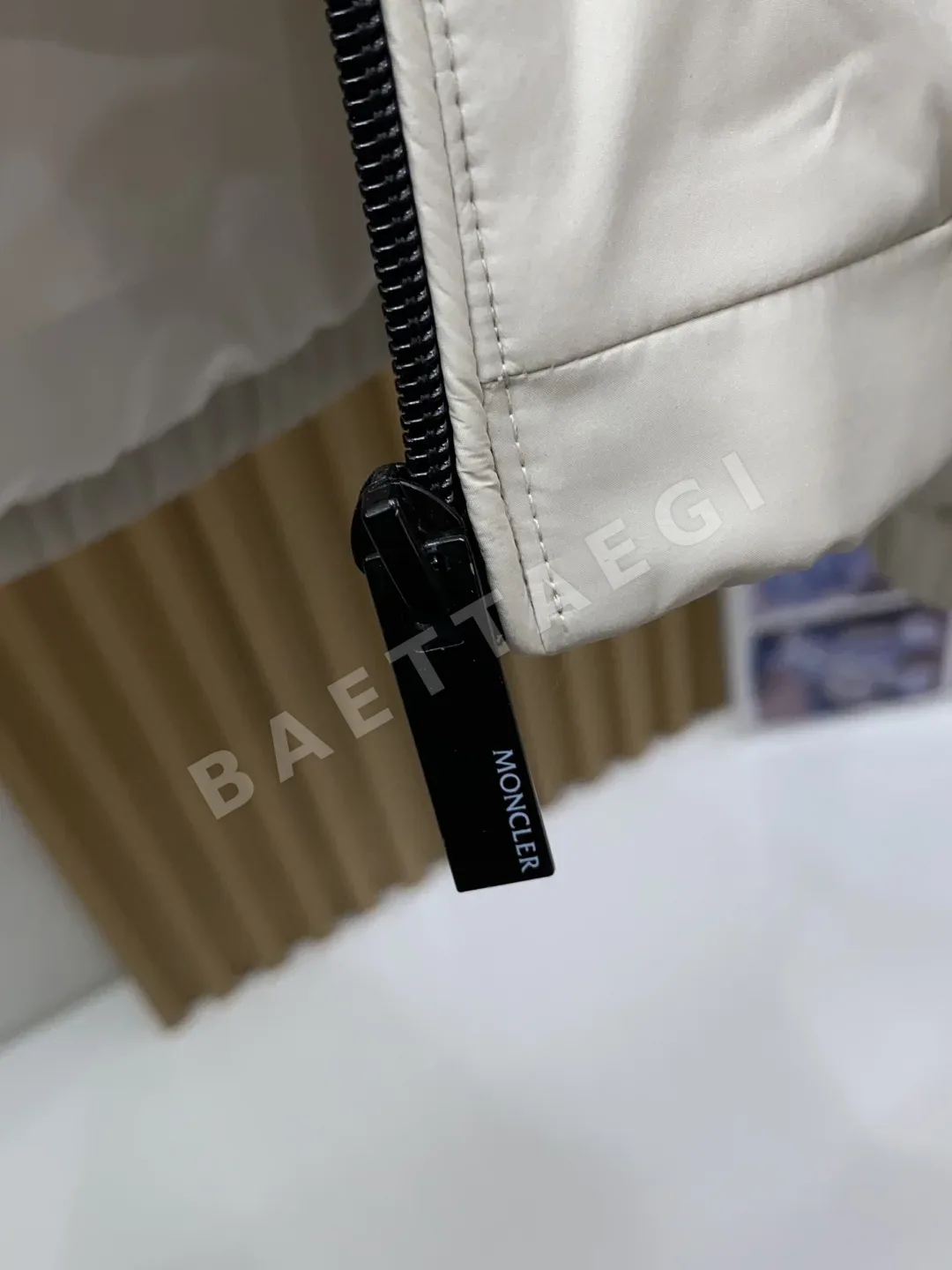 몽클레르 경량 코튼 패딩 자켓 상세 이미지 7