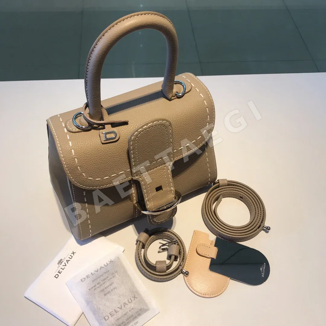델보 브릴리언트 토고 가죽 숄더백 상세 이미지 4
