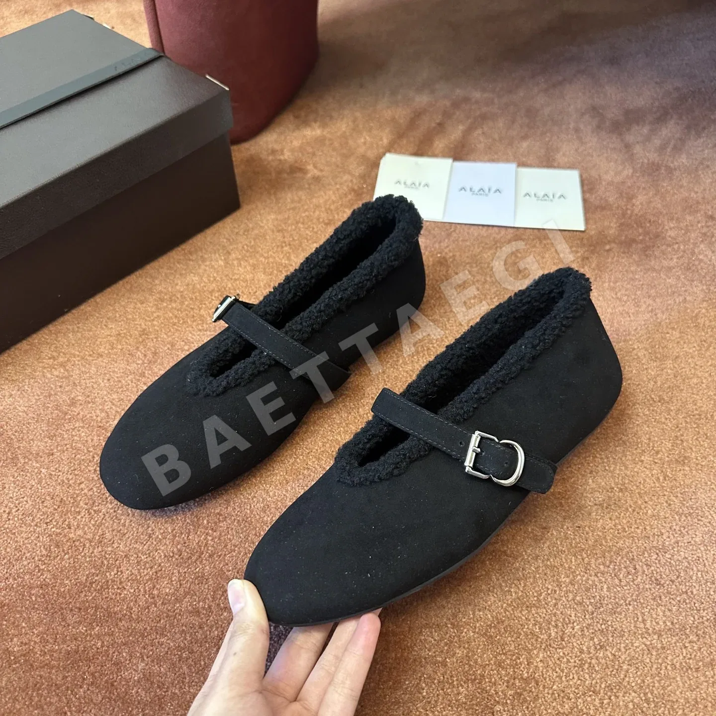 알라이아 짜임 메시 발레 슈즈 상세 이미지 2