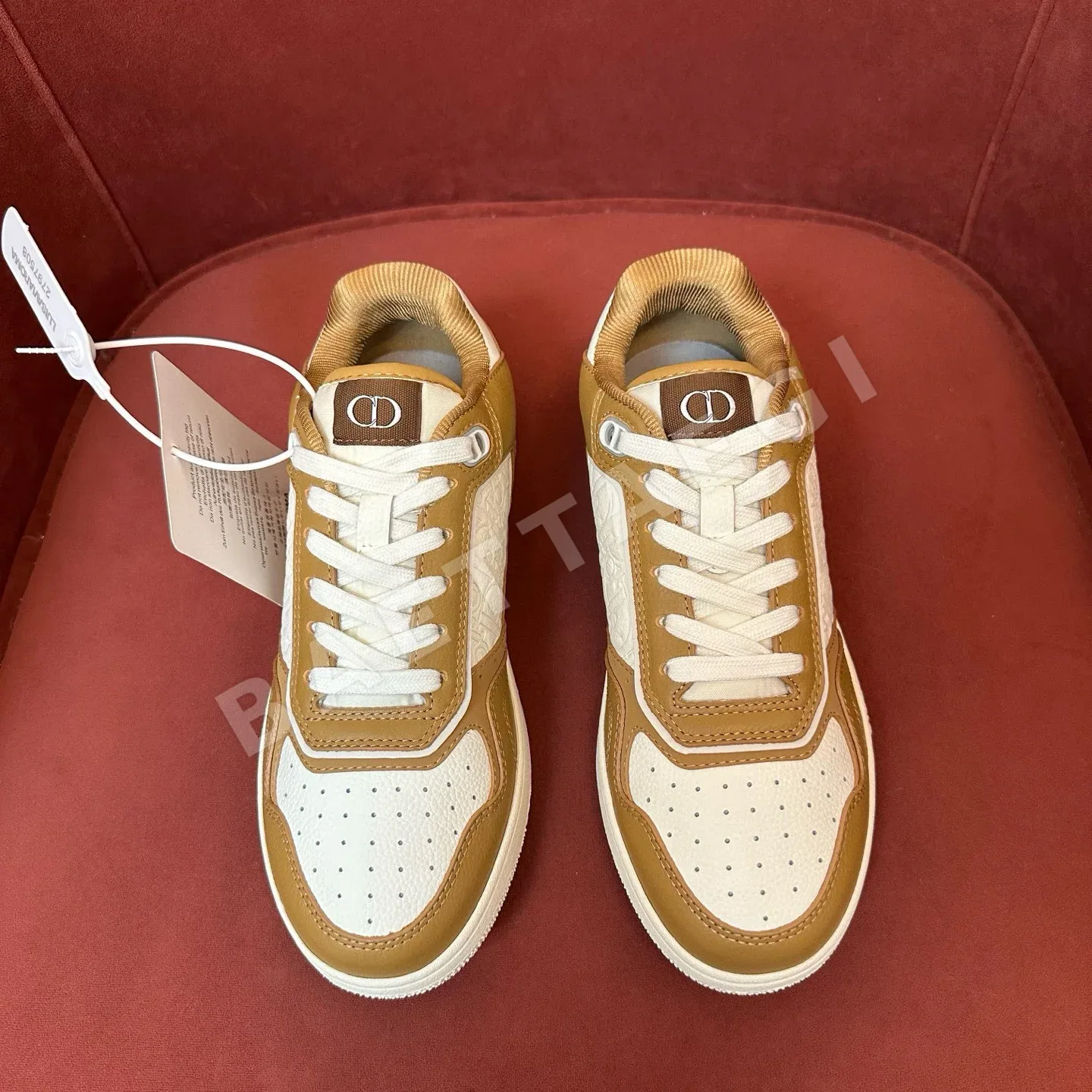 디올 로우탑 스니커즈 26384