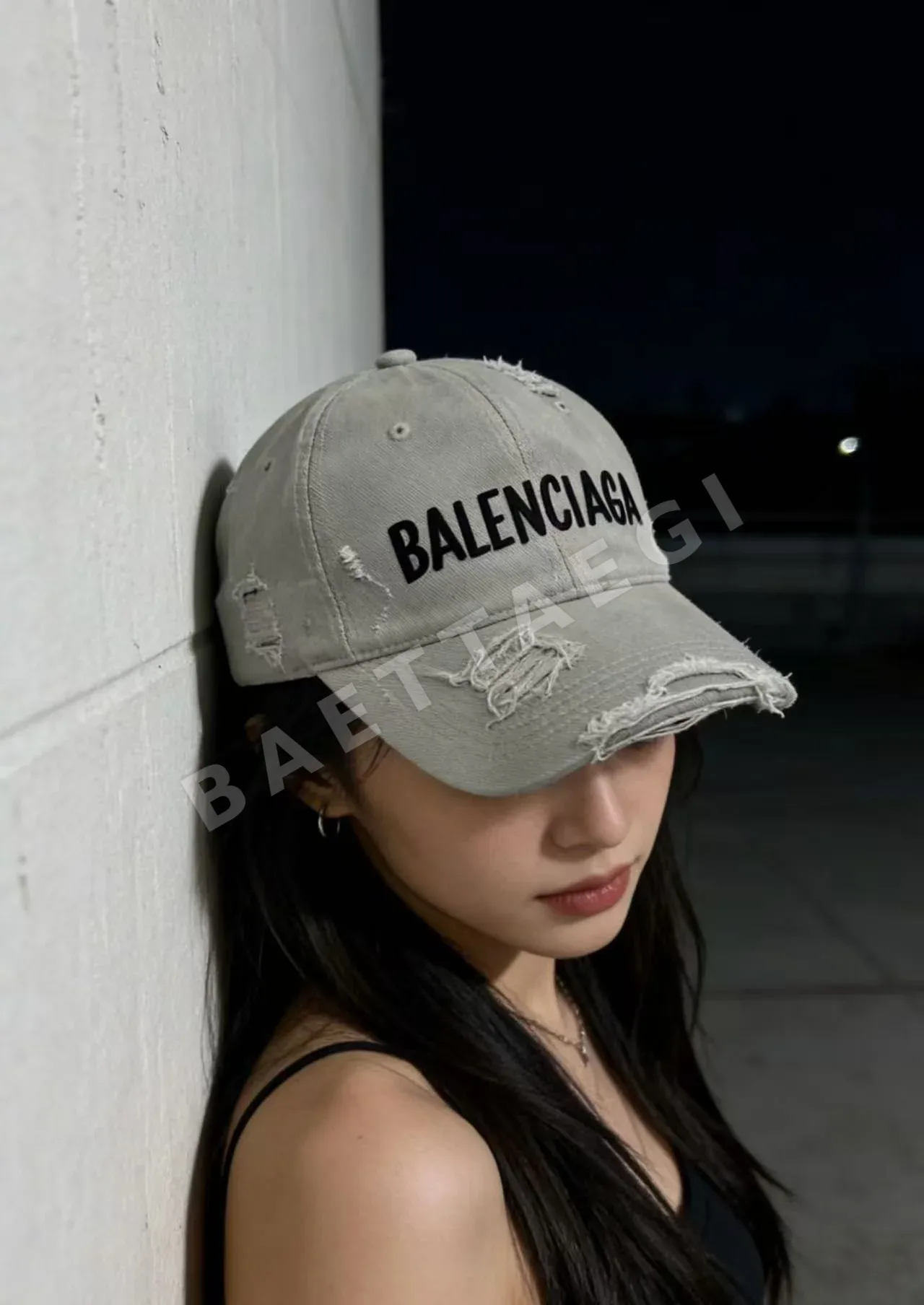 발렌시아가 워시드 코튼 베이스볼 캡 179694