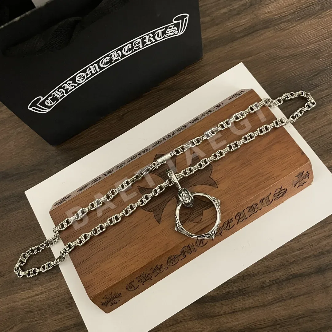 크롬하츠 더블 링 클라스프 펜던트 목걸이 상세 이미지 3