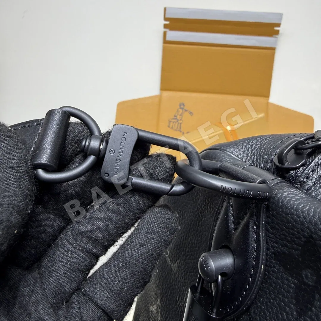 루이비통 스피디 반둘리에 50 모노그램 가죽 가방 M46961 상세 이미지 8